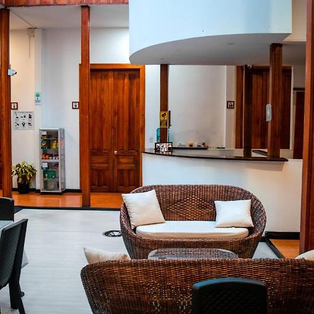 מניזאלס Casabella Hotel מראה חיצוני תמונה