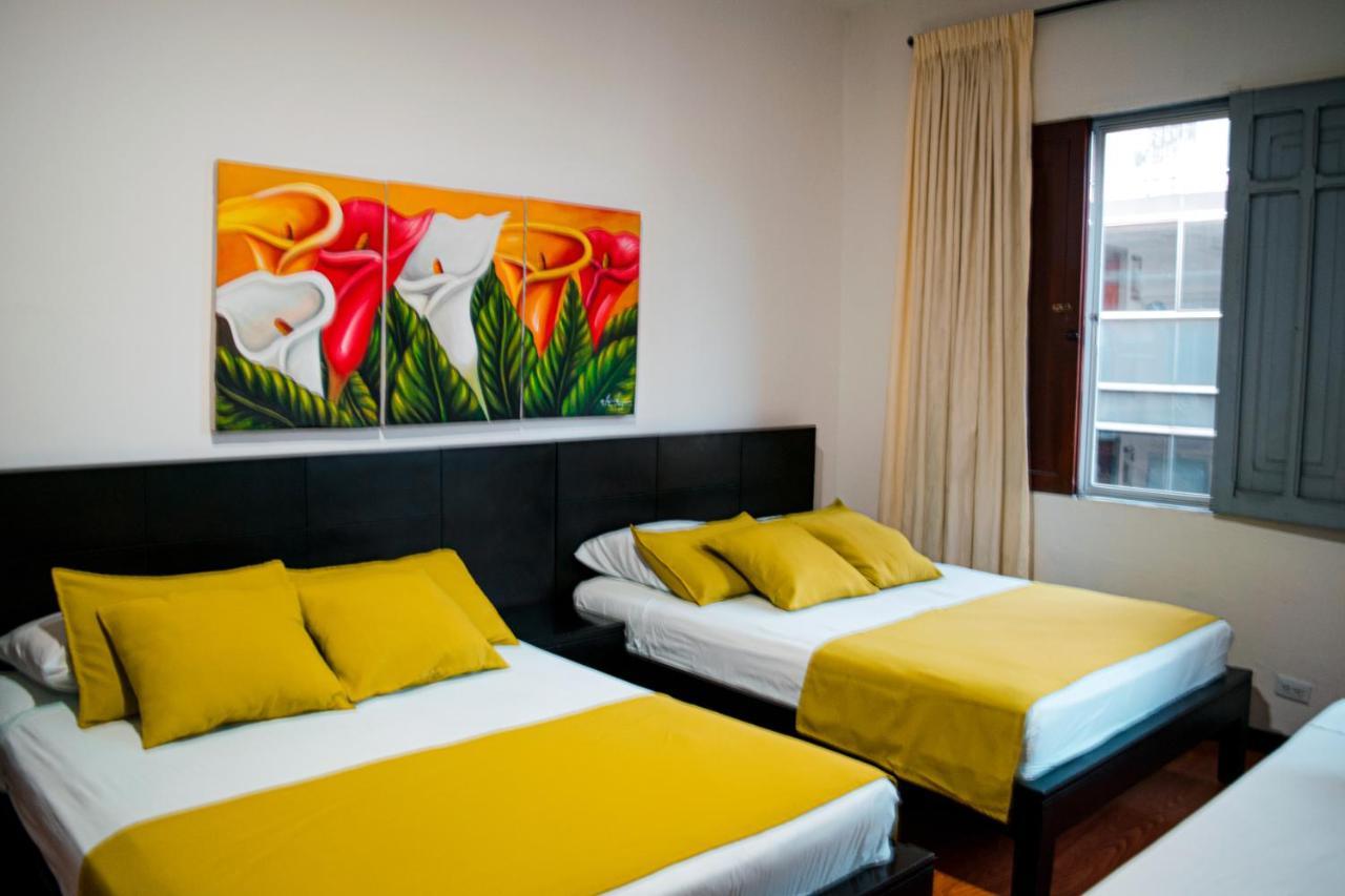 מניזאלס Casabella Hotel מראה חיצוני תמונה